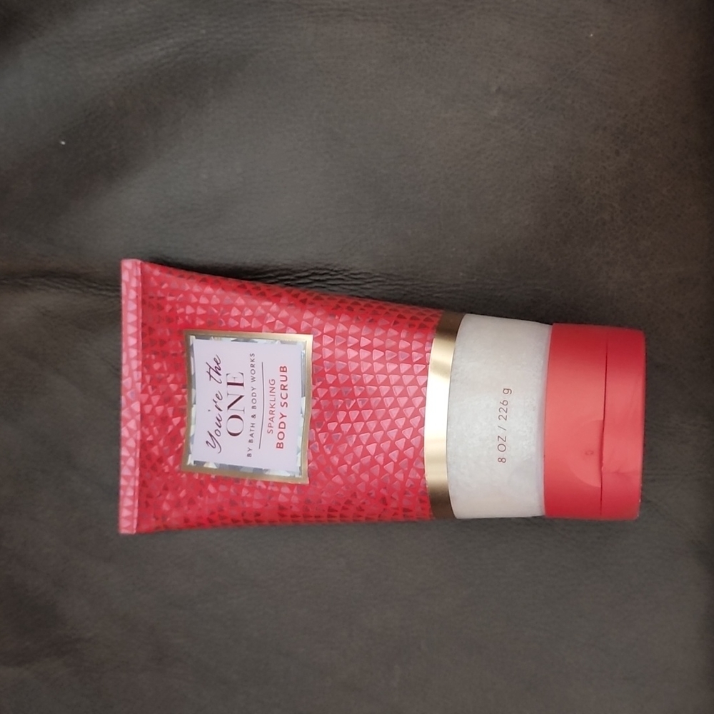 Women's Bath and Body Works Body scrub